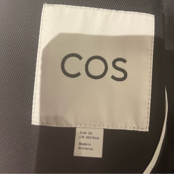 Perfect Summer Tank Blazer 🕓⬛️ - Picture 2 of 4